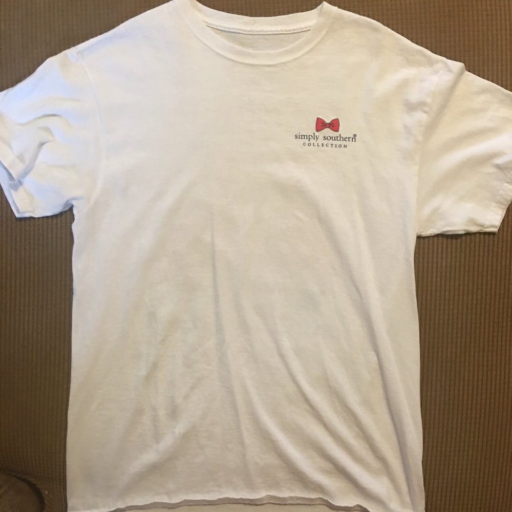 Simply Southern T-Shirt size M
